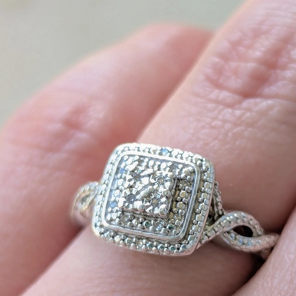 Sterling Silver 925 Diamond Chip Ring Square Twist Setting Engagement 6.75 - Picture 5 of 5